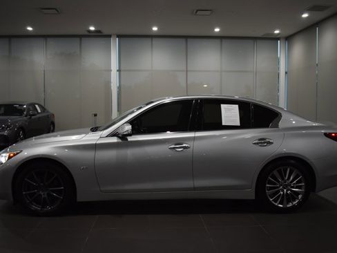 Used 2018 INFINITI Q50 Luxe RWD image 4