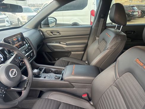 Certified 2025 Nissan Pathfinder Rock Creek image 45