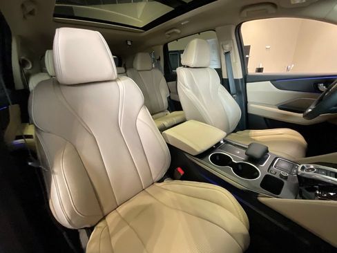 Certified 2024 Acura MDX SH-AWD w/ Advance Package image 22
