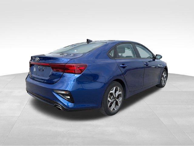 Used 2021 Kia Forte LXS FWD image 5