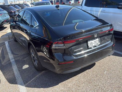 Used 2024 Honda Accord EX image 12