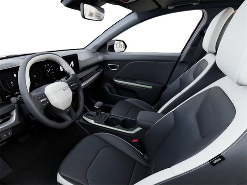 New 2026 Kia K4 GT-Line image 17