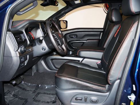 Used 2024 Nissan Titan PRO-4X w/ Pro-4x Convenience Package image 46