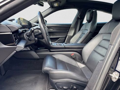 Used 2020 Porsche Taycan 4S w/ Premium Package image 10