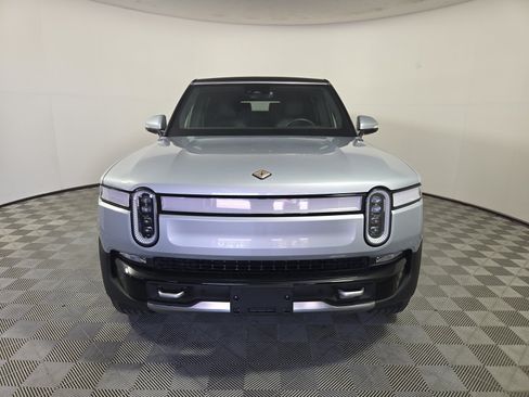 Used 2024 Rivian R1S Adventure AWD/4WD image 8