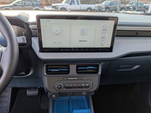 New 2026 Ford Maverick XLT w/ XLT Luxury Package image 14