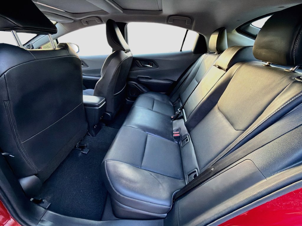 Used 2023 Toyota Prius Limited w/ Limited Premium Package FWD image 23