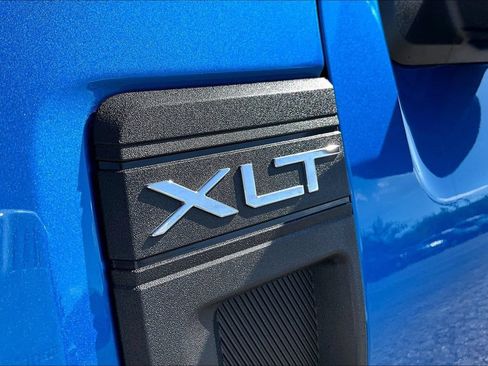Certified 2025 Ford Maverick XLT w/ Equipment Group 302A AWD/4WD image 8