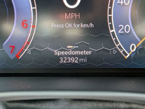 Used 2023 Jeep Compass High Altitude AWD/4WD image 13