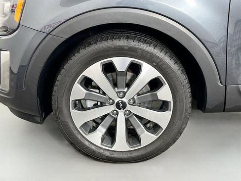 Used 2022 Kia Telluride EX w/ EX Premium Package image 29