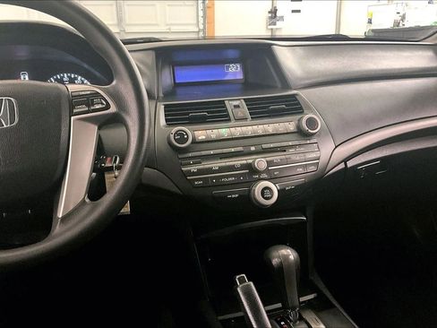Used 2010 Honda Accord LX image 7