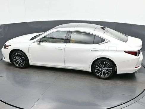 Used 2025 Lexus ES 350 w/ Premium Package FWD image 42