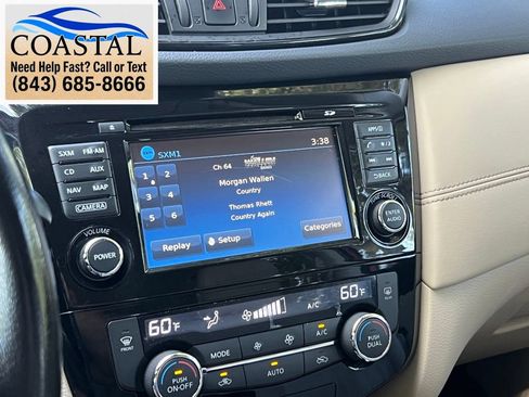 Used 2017 Nissan Rogue SL AWD/4WD image 32