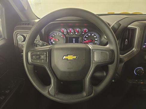 Certified 2025 Chevrolet Silverado 1500 Custom AWD/4WD image 14