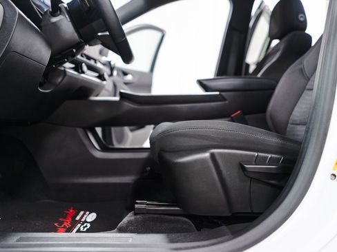 Used 2025 Chevrolet Equinox LT image 27