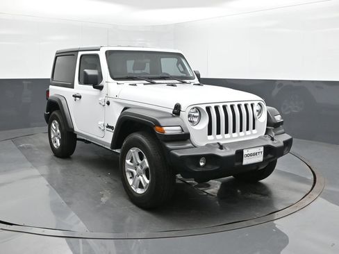Used 2022 Jeep Wrangler Sport S image 22
