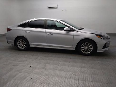 Used 2019 Hyundai Sonata SE FWD image 11