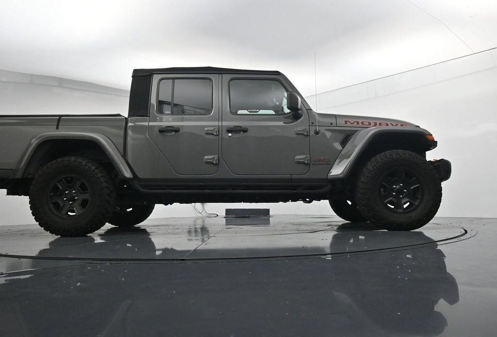 Used 2021 Jeep Gladiator Mojave AWD/4WD image 38