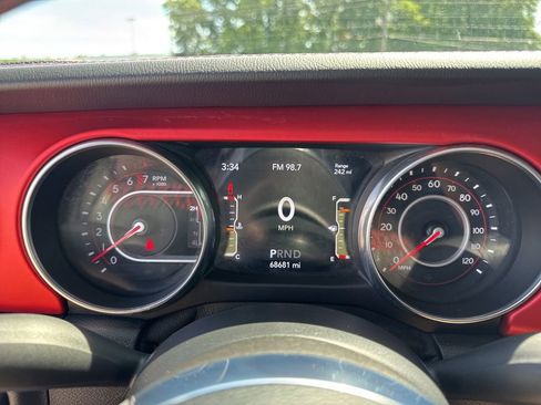 Used 2020 Jeep Gladiator Rubicon AWD/4WD image 20