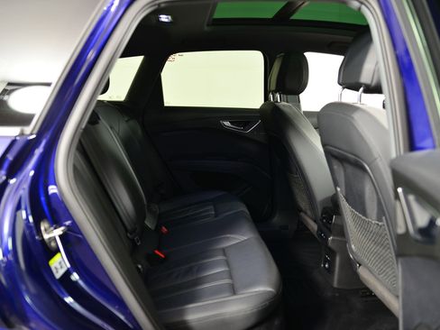 Certified 2023 Audi Q4 e-tron Premium Plus w/ Premium Plus image 20