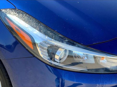 Used 2017 Kia Forte S w/ S Technology Package image 27