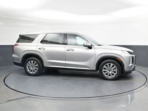 Used 2025 Hyundai Palisade SEL AWD/4WD image 3