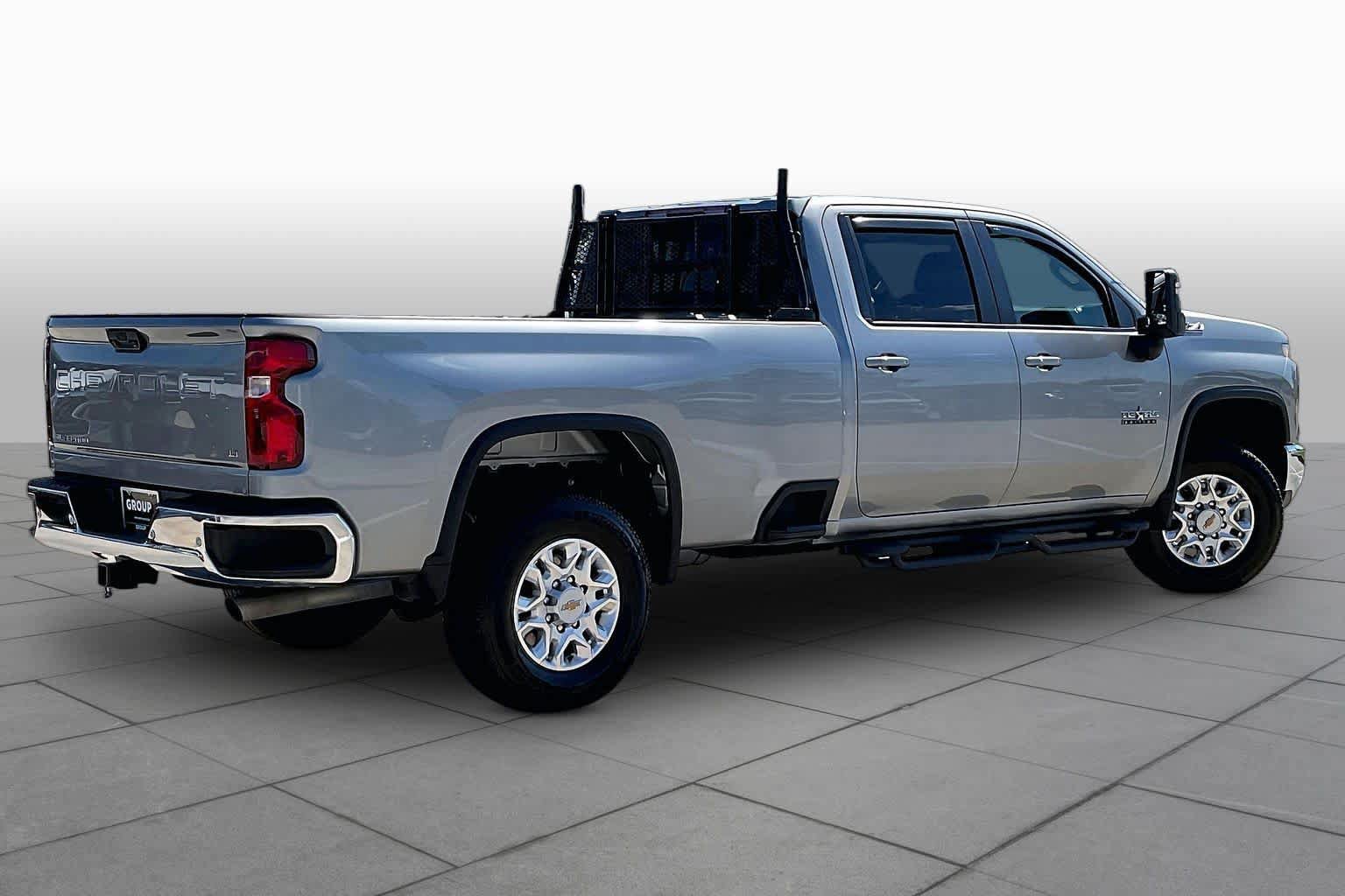 Used 2025 Chevrolet Silverado 3500 LT w/ Texas Edition AWD/4WD image 13