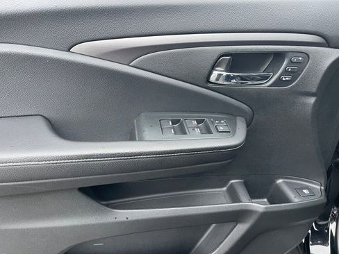 Certified 2023 Honda Ridgeline RTL image 10