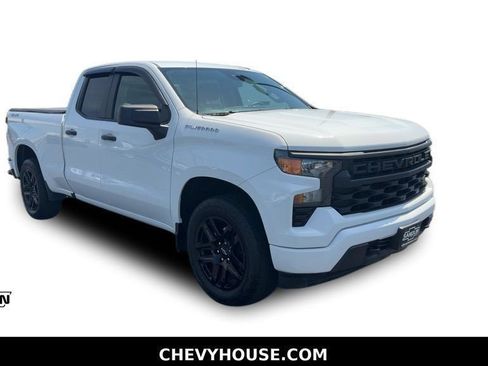 Used 2024 Chevrolet Silverado 1500 Custom AWD/4WD image 1
