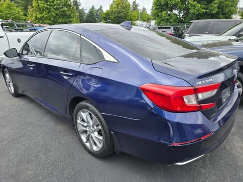 Used 2018 Honda Accord LX image 3