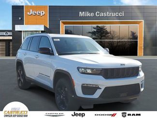 New 2025 Jeep Grand Cherokee Limited w/ Black Appearance Package video 1