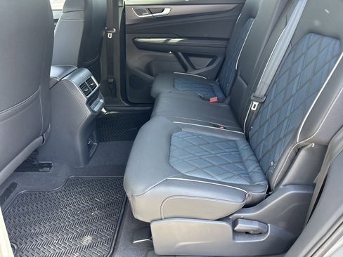 New 2026 Volkswagen Atlas Cross Sport SEL Premium R-Line AWD/4WD image 13