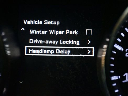 Used 2015 Land Rover Range Rover Evoque Pure Plus image 51