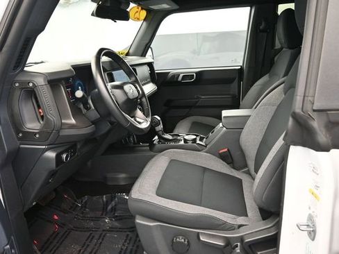 Used 2025 Ford Bronco Big Bend image 15