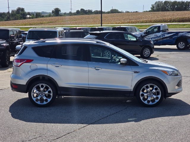 Used 2016 Ford Escape Titanium w/ Equipment Group 301A FWD image 9