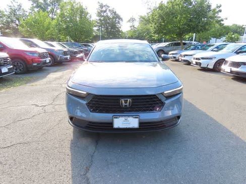 Used 2023 Honda Accord Sport image 6