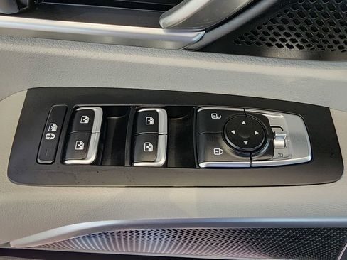 Used 2023 Kia Telluride S image 16