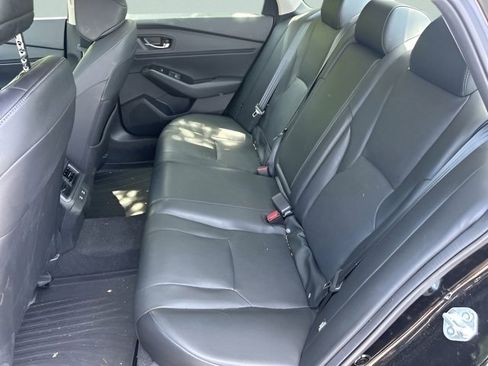 Used 2023 Honda Accord Touring image 12