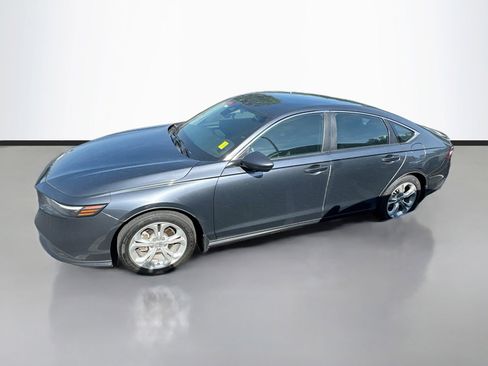 Used 2023 Honda Accord LX image 4