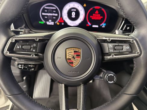 Certified 2026 Porsche Cayenne GTS AWD/4WD image 13