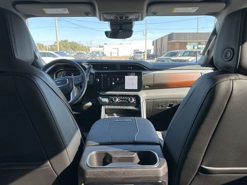 New 2026 GMC Sierra 3500 Denali w/ Denali Reserve Package image 27