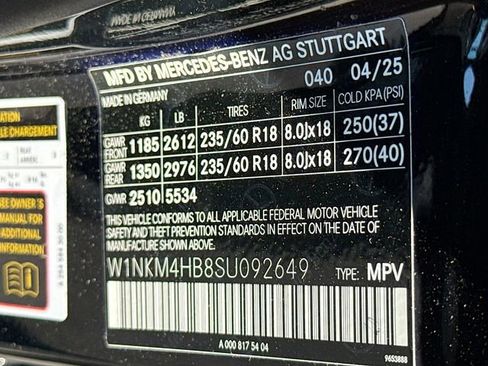 Used 2025 Mercedes-Benz GLC 300 4MATIC image 35