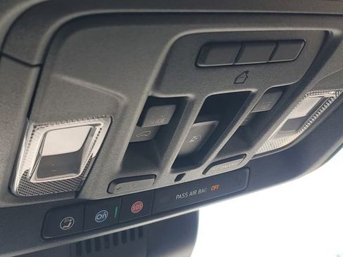Used 2025 GMC Sierra 1500 AT4 w/ AT4 Premium Package AWD/4WD image 29