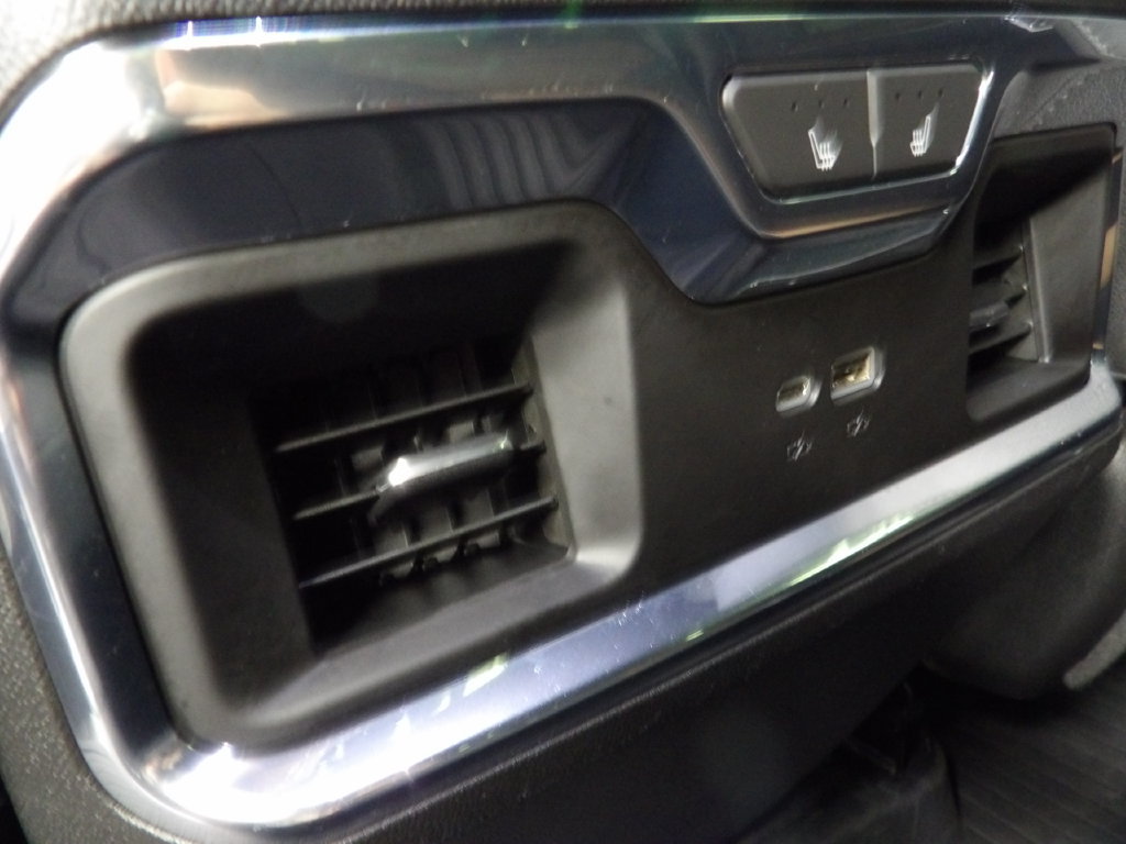 Used 2024 Chevrolet Silverado 2500 High Country w/ High Country Premium Package AWD/4WD image 14