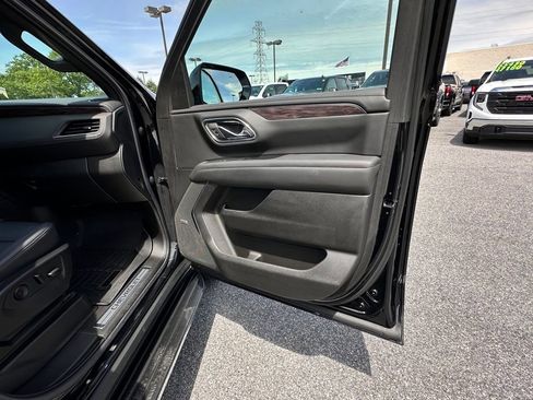 Used 2023 Chevrolet Tahoe LT w/ LT Signature Plus Package AWD/4WD image 15