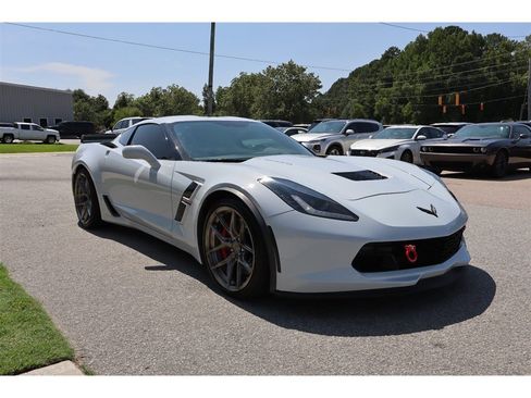 Used 2019 Chevrolet Corvette Grand Sport RWD image 10
