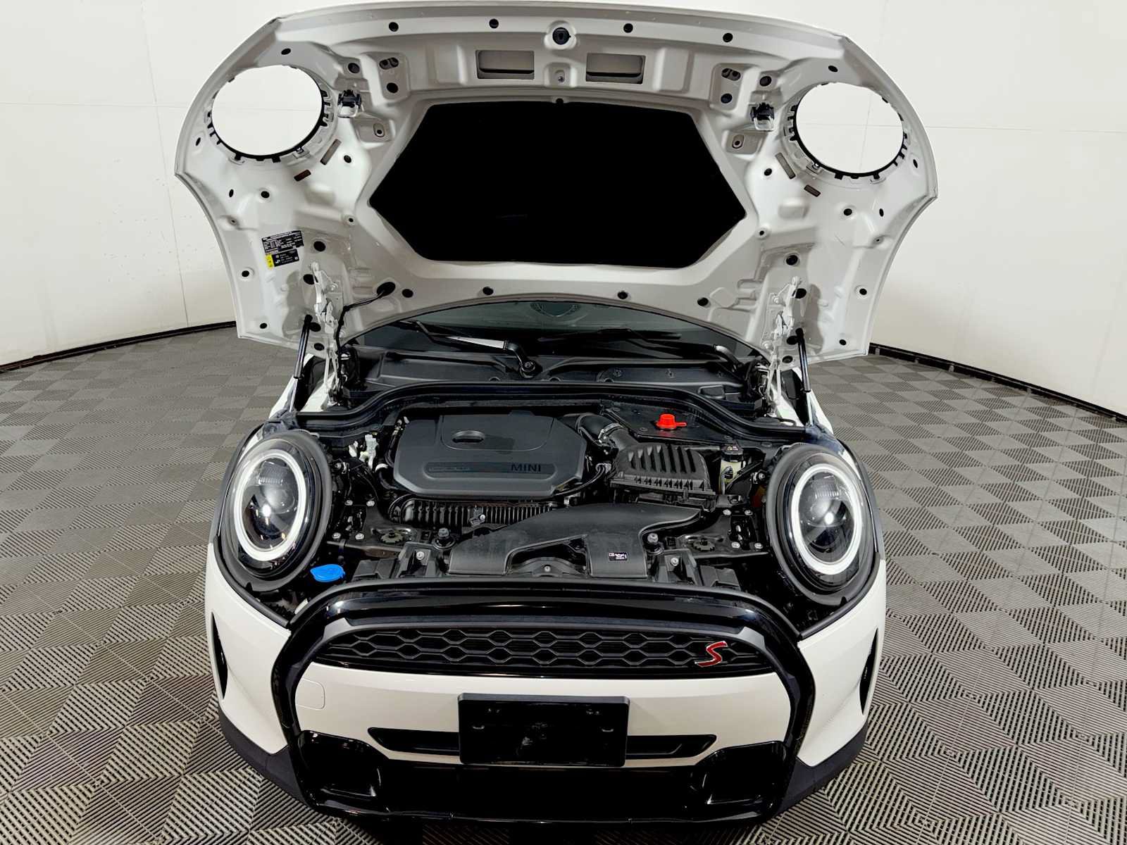 Used 2024 MINI Cooper S FWD image 30
