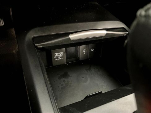 Used 2017 Acura RDX AWD image 16