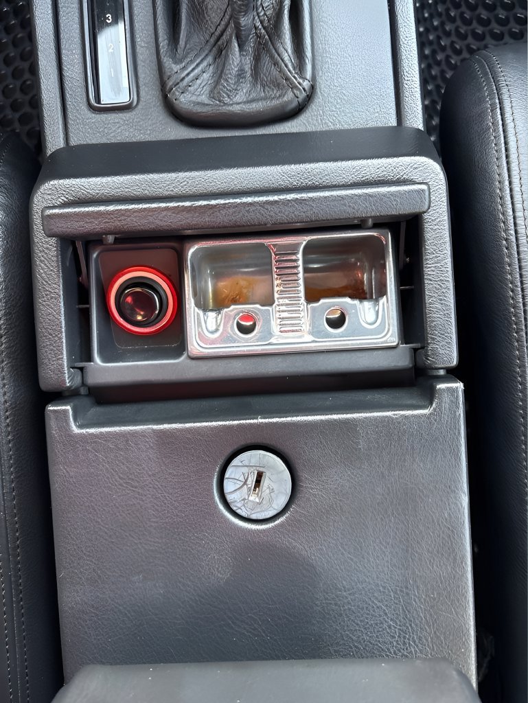 Used 1992 Cadillac Allante FWD image 24