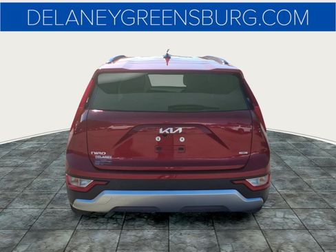 Used 2023 Kia Niro EX FWD image 4